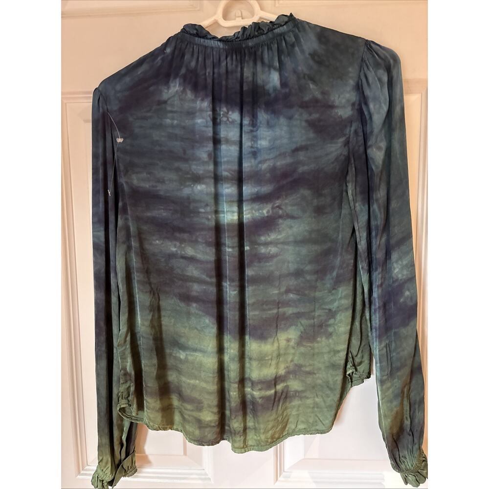 Bella Dahl Shirred neck Top Abstract Ikat Tie-Dye Top Size XS blue green New tag - Picture 6 of 7